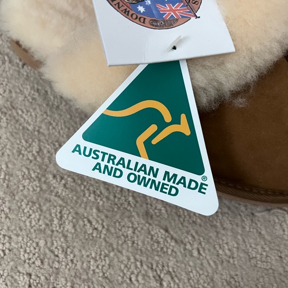 Genuine Australian “UGGS” - Sheepskins down under - Picture 4 of 5
